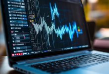 如何用Python构建高精度量化回测框架,避开三大设计误区?-USDTBI 深度